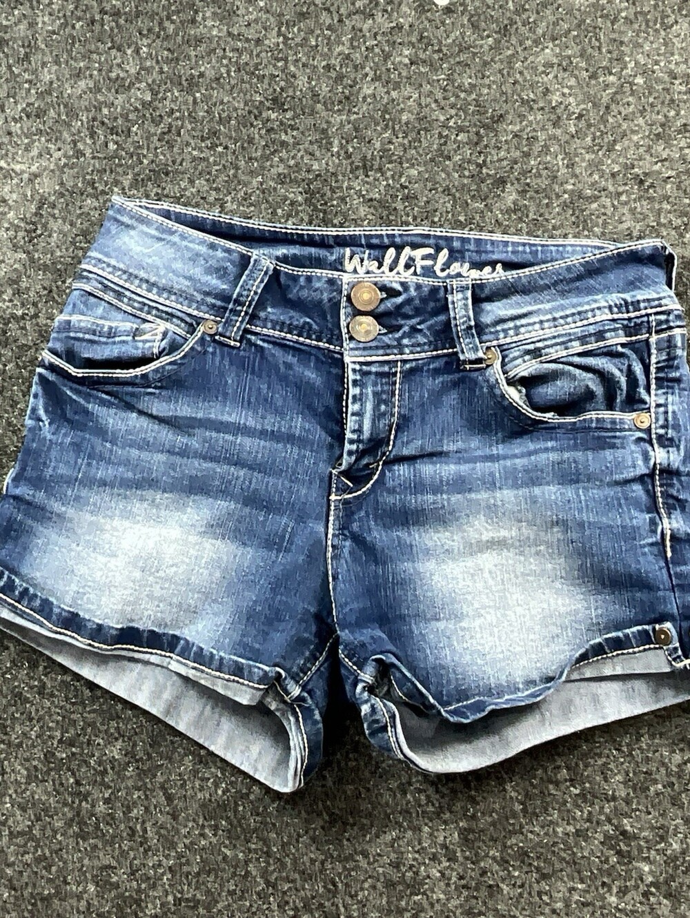 WallFlower Denim Shorts Womens 7 Blue Mid Rise Cuffed Stretch Jean Shorts